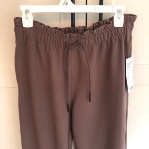 Athleta Metro Jogger in Primatwill